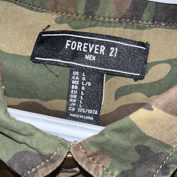 Forever 21 size large mens camo jacket - Picture 3 of 4